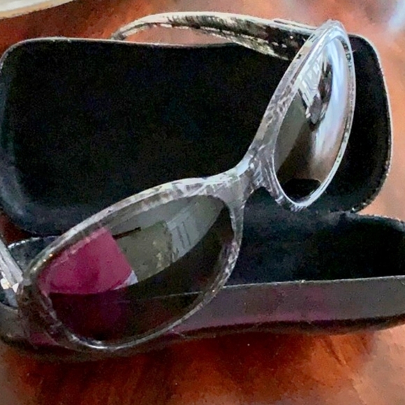 Rare Auth Kisslock Chanel Sunglasses ? main image 5